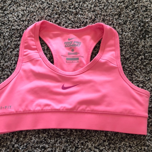 Nike Other - Sports bra